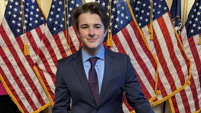 23-year-old TikTok influencer Harry Sisson is accused by multiple women of deceiving them into sharing explicit photos.
