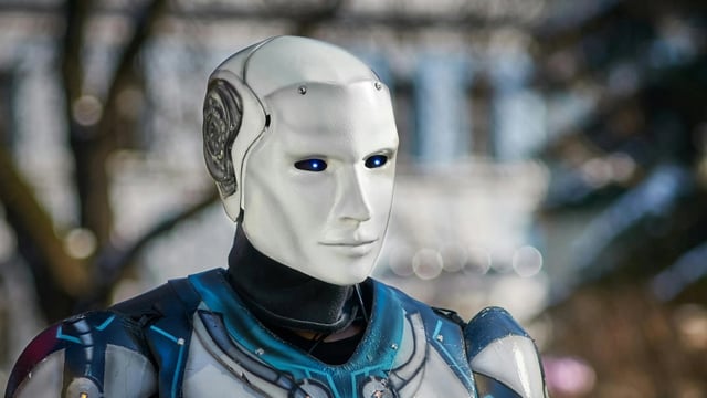 Zhang Genyuan, a 25-year-old economics graduate from NYU, hired the robot.