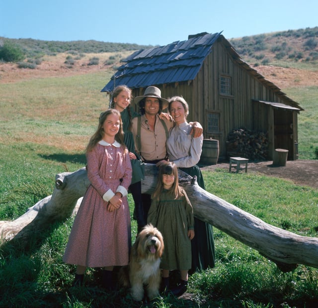 LITTLE HOUSE ON THE PRAIRIE -- Pictured: (clockwise from top left) Melissa Gilbert as Laura Ingalls, Michael Landon as Charles Philip Ingalls, Karen Grassle as Caroline Quiner Holbrook Ingalls, Lindsay/Sidney Greenbush as Carrie Ingalls, Melissa Sue Anderson as Mary Ingalls Kendall  (Photo by NBCU Photo Bank/NBCUniversal via Getty Images via Getty Images)