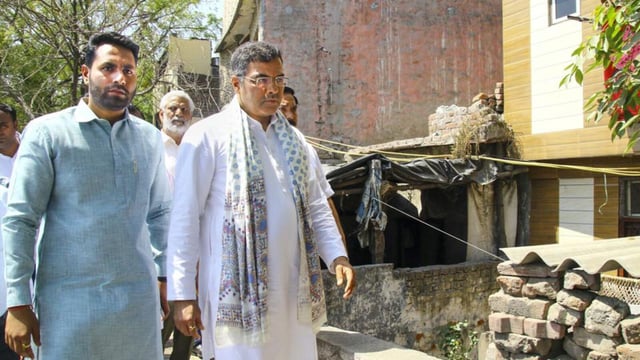 Delhi PWD minister Parvesh Verma during ground inspection on Friday. (PTI)