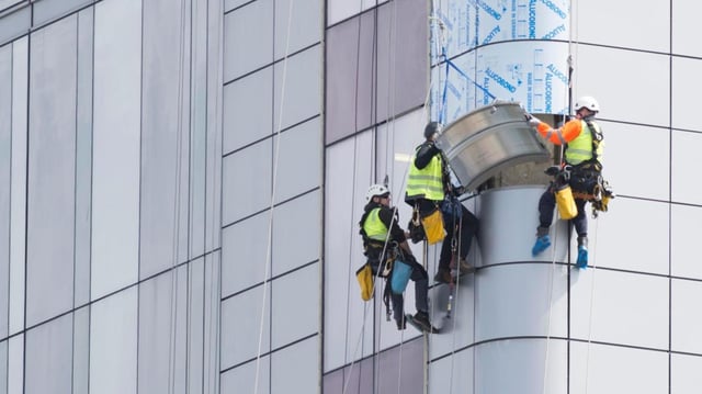 The government is unsure how many buildings have flammable cladding