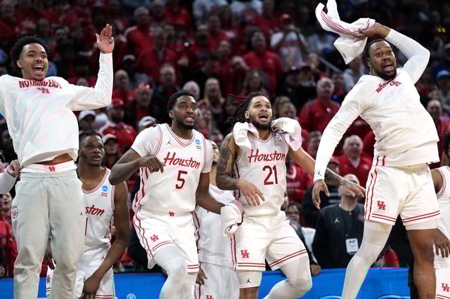 1-seed Houston is favored in its tough second-round matchup tonight against dangerous 8-seed Gonzaga in the Midwest Region.