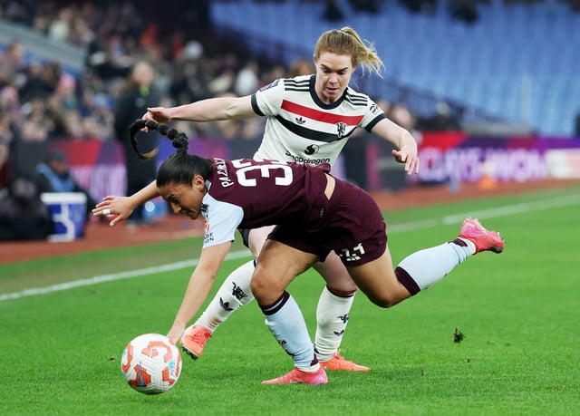 Soccer Football - Women's Super League - Aston Villa v Manchester United - Villa Park, Birmingham, Britain - March 23, 2025 Aston Villa's Mayumi Pacheco in action with Manchester United's Aoife Mannion Action Images via Reuters/Paul Childs