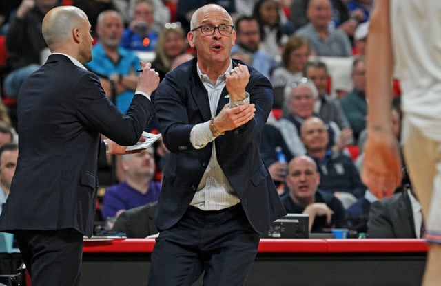 Connecticut coach Dan Hurley reacts after a play against Florida during the second round of the NCAA men's tournament at Lenovo Center.
