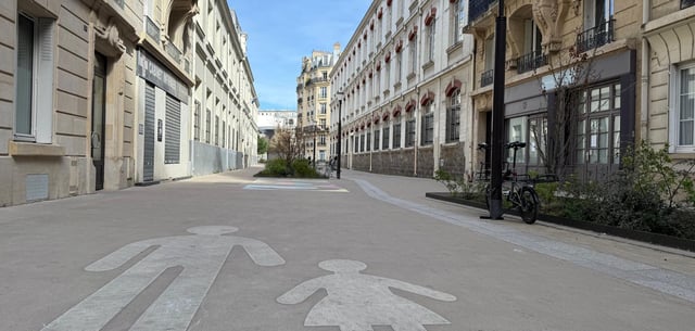 Diese Straße in Paris ist bereits für den Autoverkehr gesperrt, viele weitere sollen folgen