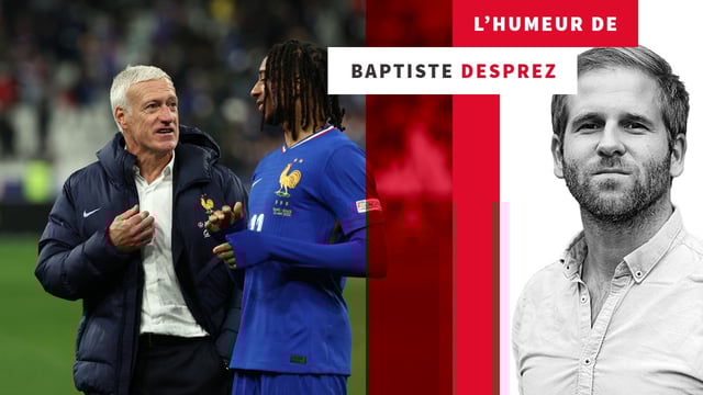 Didier Deschamps et Michael Olise dimanche soir sur la pelouse du Stade de France après la victoire face à la Croatie.