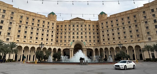 Im Ritz-Carlton-Hotel in Riad trafen sich die Delegationen Russlands und der USA