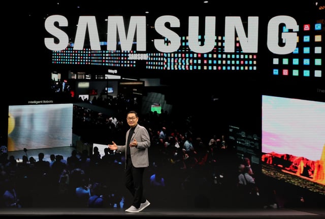 Samsung Electronics Inc. Vice Chairman and CEO Jong-Hee Han delivers a keynote address at CES 2022 at The Venetian Las Vegas on January 4, 2022 in Las Vegas, Nevada.