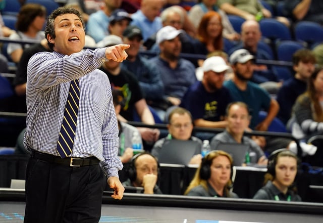 Mar 7, 2023; Greensboro, NC, USA; Georgia Tech Yellow Jackets head coach Josh Pastner shouts out to his players against the Florida State Seminoles during the first half of the first round of the ACC tournament at Greensboro Coliseum. Mandatory Credit: John David Mercer-USA TODAY Sports
