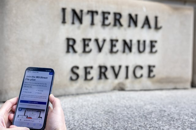 People use IRS Direct File at the Internal Revenue Service Building on April 05, 2024 in Washington, DC.