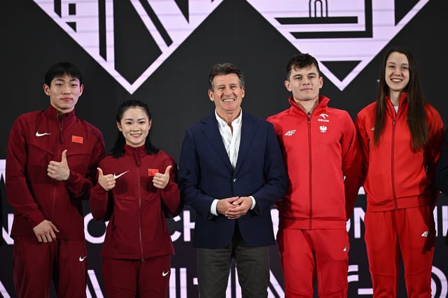Athletics - World Athletics Indoor Championships - Nanjing Youth Olympic Sports Park, Nanjing, China - March 23, 2025 World Athletics President Sebastian Coe pose for a picture with athletes REUTERS/Dylan Martinez/File Photo