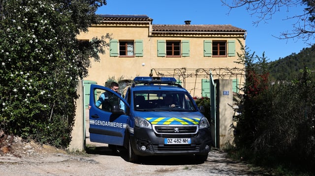 La maison de Philippe Vedovini, le grand-père d’Émile, perquisitionnée ce mardi matin par les gendarmes de la Section de recherches de Marseille.
