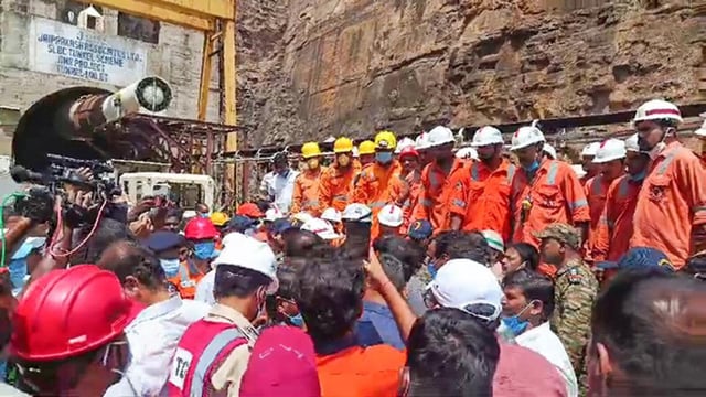 Rescue teams recover one dead body from inside the SLBC tunnel and have shifted it to the Nagarkurnool General Hospital for post-mortem examination (PME), in Nagarkurnool on Tuesday. (ANI)