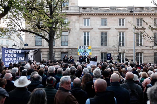 Au rassemblement de soutien à Boualem Sansal, à Paris le 25 mars 2025.