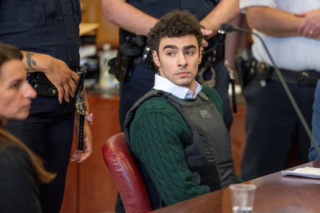 Luigi Mangione appears in Manhattan Supreme Court in New York City on February 21, 2025.