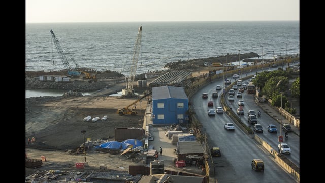 Around 70 hectares of reclaimed land, prime real estate along the city’s western seafront, has been reserved as open space by the Brihanmumbai Municipal Corporation (HT Photo)