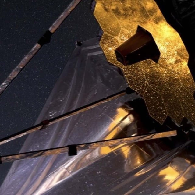 The James Webb Space Telescope captured the first images of Neptune's auroras. 