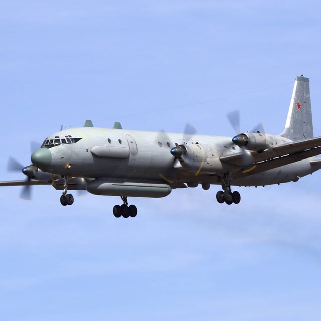 Ein russisches Spionageflugzeug vom Typ Iljuschin Il-20M