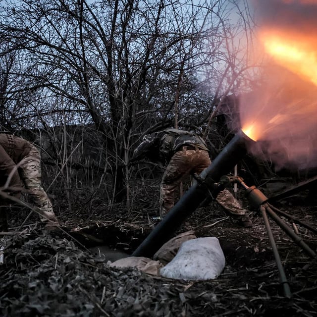 Ukrainische Soldaten an der Front in Donezk. Im vergangenen Sommer wurde dort ein Frontdurchbruch der Russen befürchtet – doch er blieb aus.