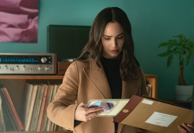 At her mom's request, Alex (Sofia Carson) works to finish off the bucket list she started as a kid in "The Life List."