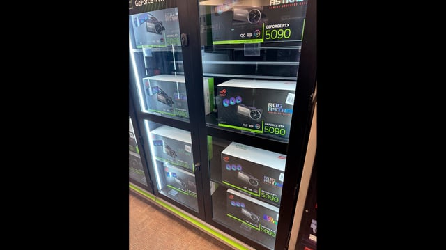 GeForce RTX 5090 GPUs
