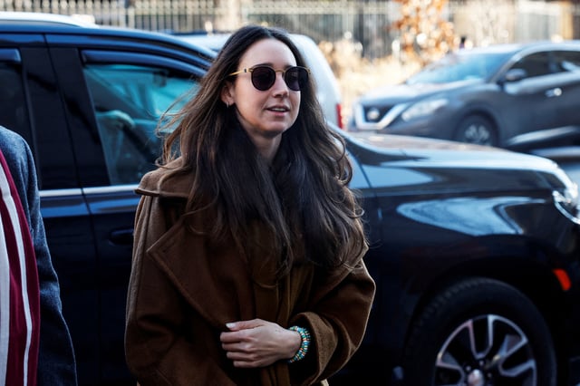 Charlie Javice arrives, for her pretrial conference appearance in a criminal trial on charges of defrauding JPMorgan Chase & Co., at Manhattan federal court in New York City, U.S., February 4, 2025. REUTERS/Shannon Stapleton/File Photo