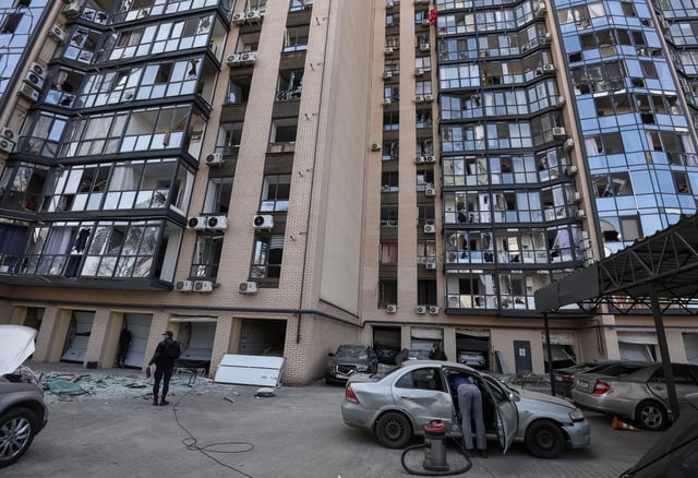 A view shows an apartment building hit by Russian drone strike, amid Russia's attack on Ukraine, in Dnipro, Ukraine March 27, 2025. REUTERS/Mykola Synelnykov