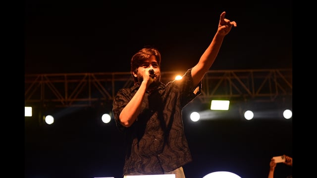 Outsiders, who managed to enter the campus by scaling the walls, allegedly stabbed four students as the concert by Haryanvi singer Masoom Sharma was nearing its end at 10 pm. (HT)