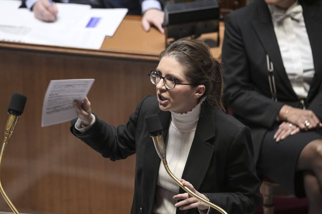 Aurore Berge speaking in France.