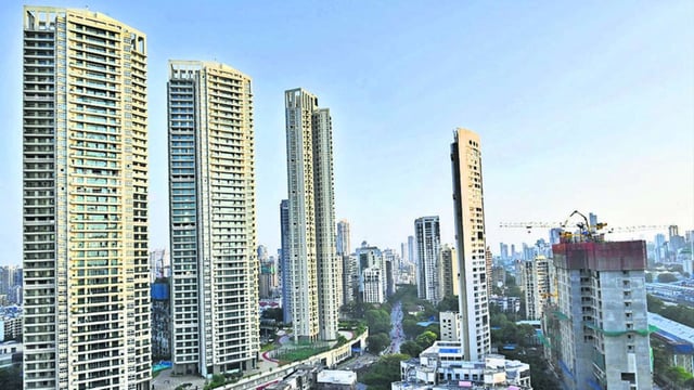 Mumbai, India - Sept. 5, 2023: Arial view of Infrastructural development at Sath Raasta, Mahalaxmi, in Mumbai, India, on Tuesday, September 5, 2023. (Photo by Anshuman Poyrekar/ Hindustan Times) (Hindustan Times)