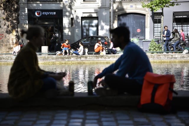 Si la notion de consentement semble intégrée par les jeunes interrogés par La Croix, tous n’y adhèrent pas. Selon la sociologue Rébecca Lévy-Guillain, ceux qui y sont sensibles « appartiennent plutôt aux classes moyennes supérieures et à la bourgeoisie. »