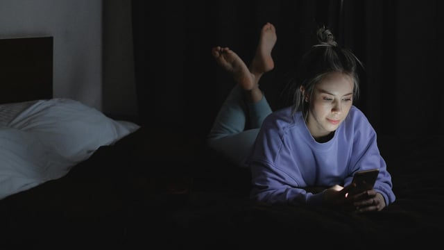 With every one hour of screen exposure at night, we lose 24 minutes of sleep. 