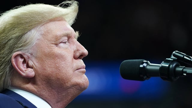  Trump spekuliert trotz rechtlicher Hürden über dritte Amtszeit: "Mache keine Witze"