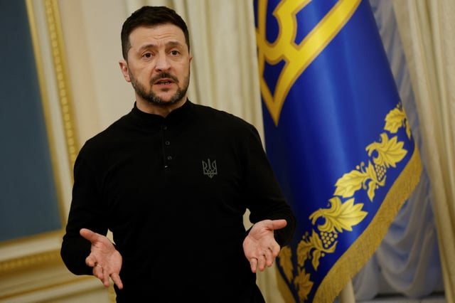 Ukraine's President Volodymyr Zelenskiy attends a press conference with German Foreign Minister Annalena Baerbock (not pictured), amid Russia's attack on Ukraine, in Kyiv, Ukraine, April 1, 2025. REUTERS/Alina Smutko/File photo