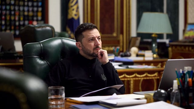 Ukraine's President Volodymyr Zelensky stated that the country is ready for a ceasefire and has demonstrated their willingness to do so.