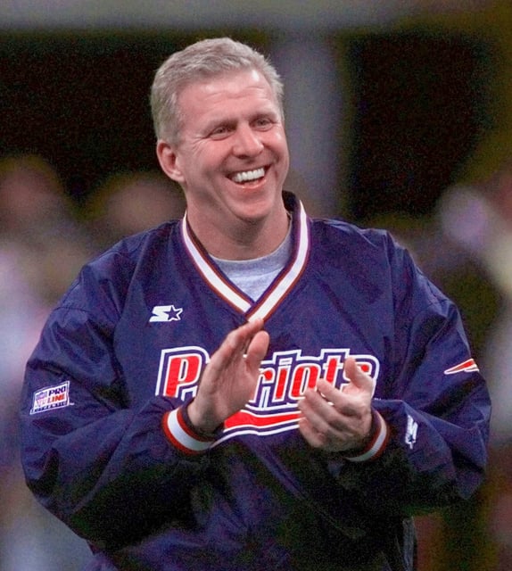 FILE - New England Patriots coach Bill Parcells smiles during pregame of Super Bowl XXXI against the Green Bay Packers Sunday, Jan. 26, 1997, in New Orleans. (AP Photo/Doug Mills, File)