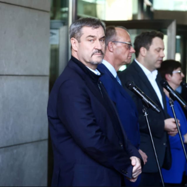 Markus Söder (CSU, l-r), Ministerpräsident von Bayern und CSU-Vorsitzender.