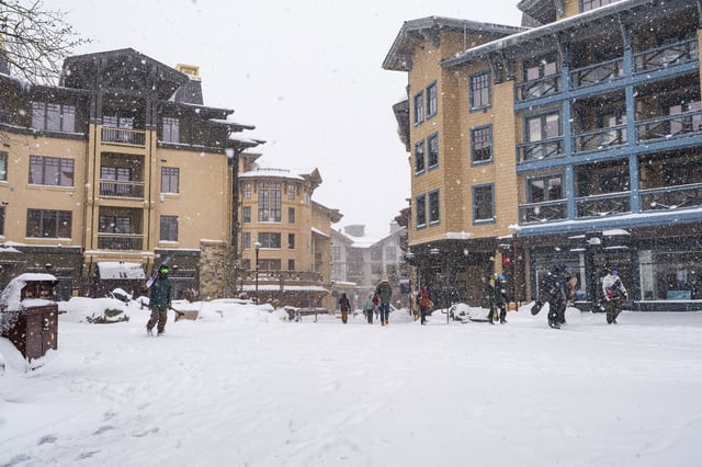 A steady snow falls at Palisades Tahoe on April 1, 2025.