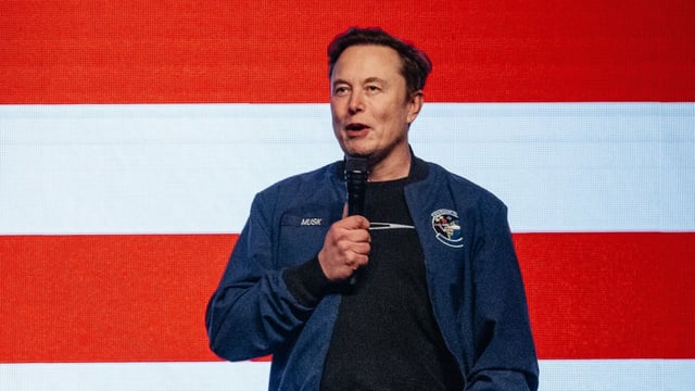Elon Musk calls for arrest of leaders of ‘fake’ NGOs that receive federal funds (Photographer: Jamie Kelter Davis/Bloomberg)
