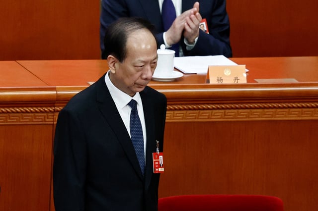 Chinese People's Political Consultative Conference (CPPCC) Vice Chairman Shi Taifeng arrives for the CPPCC second plenary session at the Great Hall of the People in Beijing, China March 7, 2025. REUTERS/Tingshu Wang/File Photo