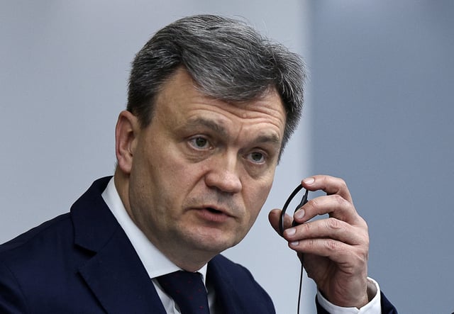 Moldovan Prime Minister Dorin Recean attends a press conference following a meeting with German Foreign Minister Annalena Baerbock in Chisinau, Moldova, April 2, 2025. REUTERS/Vladislav Culiomza
