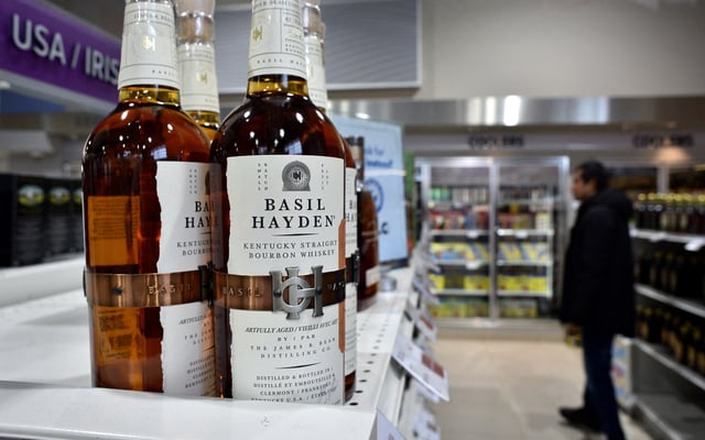 Le bourbon du Kentucky pourrait être retiré de la liste de rétorsion de l’Union européenne, après la pression de la France pour sauver le vin et le champagne.