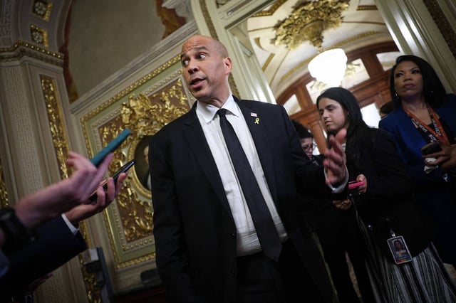 Cory Booker au Sénat américain, à Washington, mardi 1er avril.