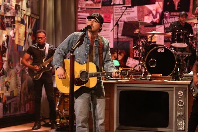 Morgan Wallen performs “I’m the Problem” on the March 29 episode of "Saturday Night Live."