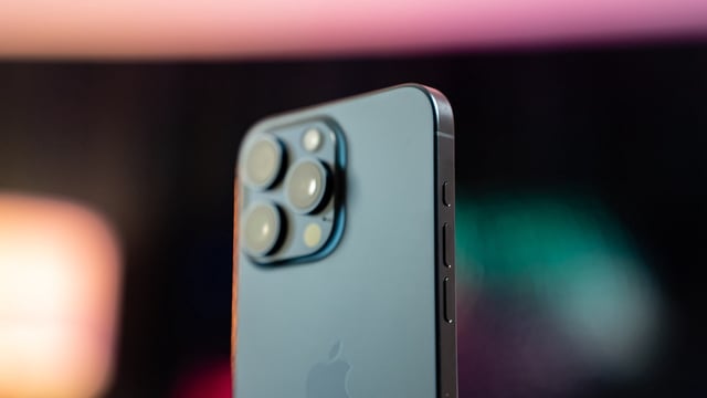  iPhone 17 Pro is launching with an upgraded 48MP telephoto camera.