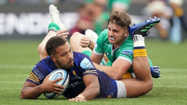 Lawrence, now at Bath, was one of the players forced to find a new club when Worcester went bust