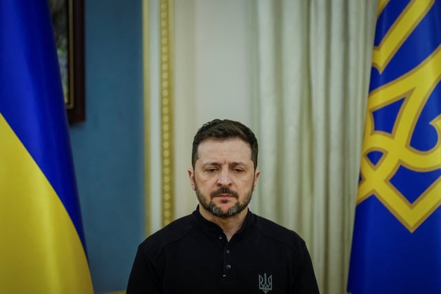 Ukraine's President Volodymyr Zelenskiy attends a press conference, amid Russia's attack on Ukraine, in Kyiv, Ukraine, April 4, 2025. REUTERS/Alina Smutko