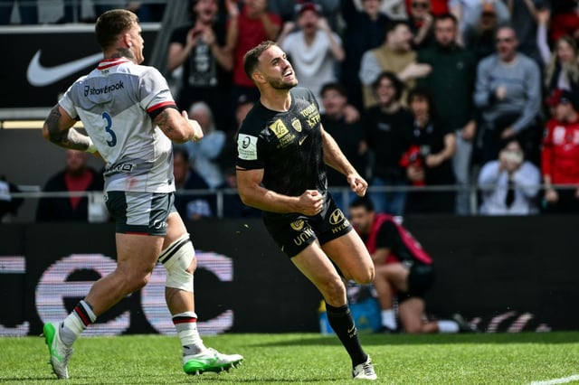 Melvyn Jaminet (R) came through Toulon's academy