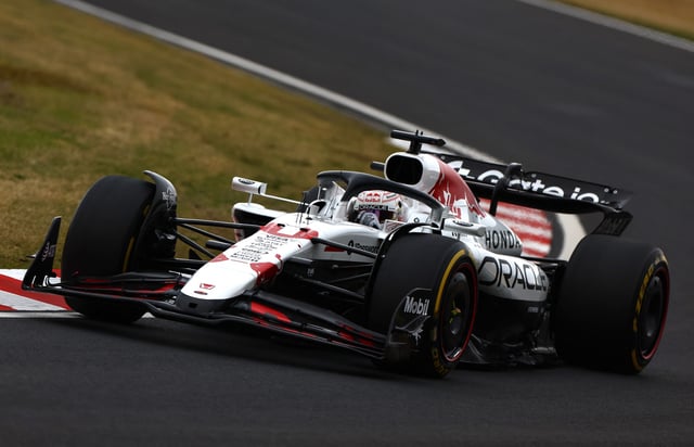 Formula One F1 - Japanese Grand Prix - Suzuka Circuit, Suzuka, Japan - April 6, 2025 Red Bull's Max Verstappen in action during the race REUTERS/Issei Kato