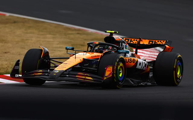Formula One F1 - Japanese Grand Prix - Suzuka Circuit, Suzuka, Japan - April 6, 2025 McLaren's Lando Norris in action during the race REUTERS/Issei Kato